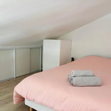 Duplex Cosy Neuf - Wifi - Balcon - En Bordure De Foret De Pins - Proche *